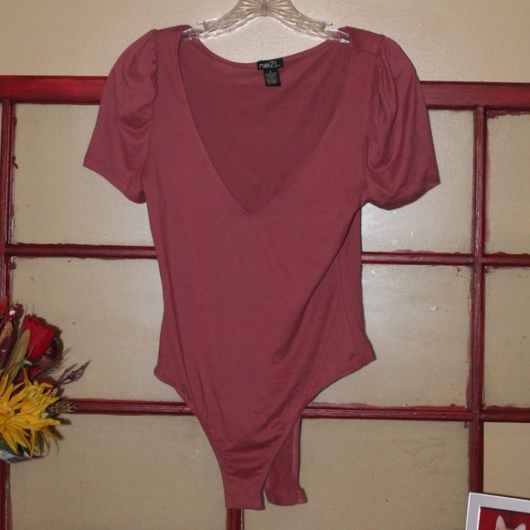 Rue21 Tops - RUE 21 NWOT Body suit